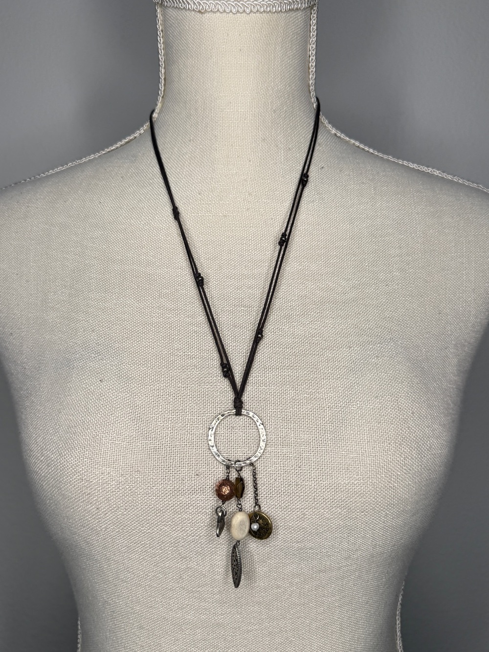 Silpada Necklace Silver Ring Mixed Charms Brown Size OS